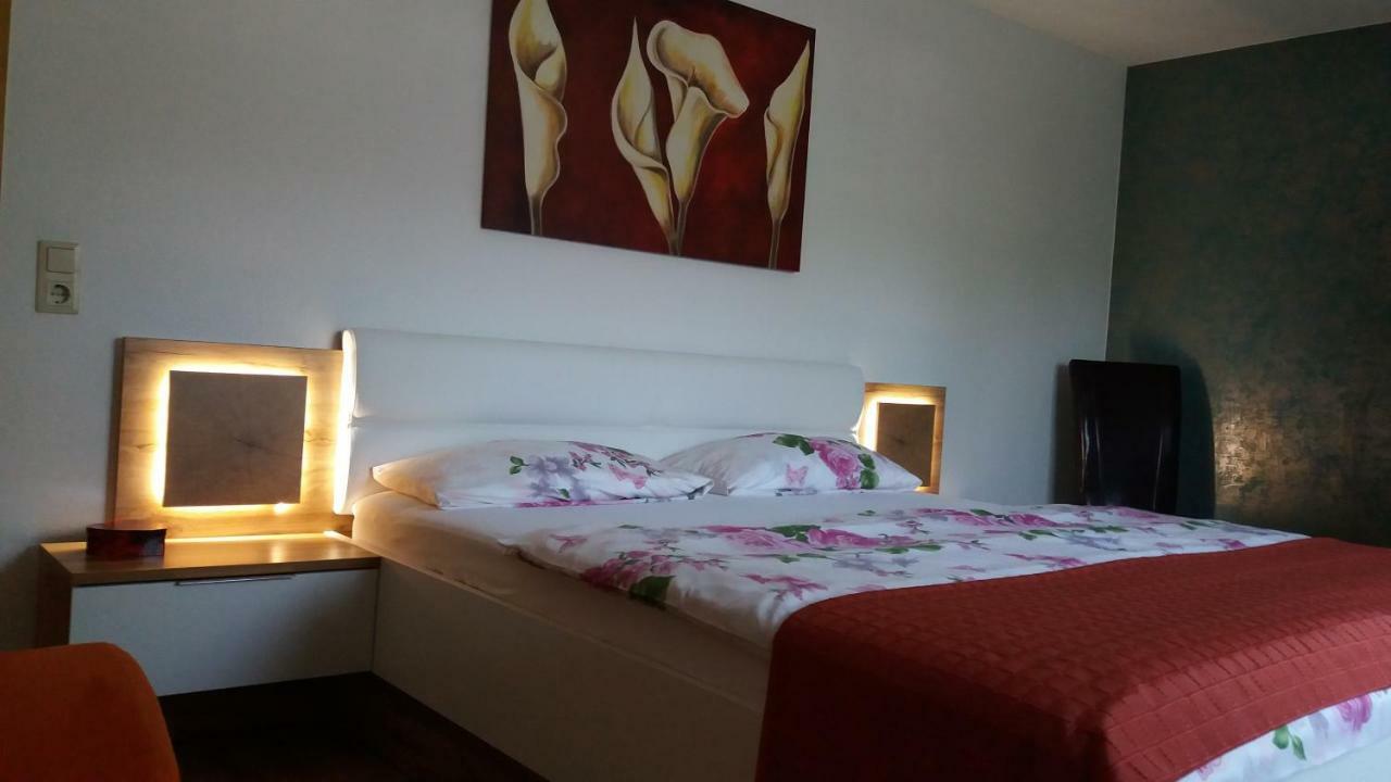 Ferienwohnung Rosentraum Oberotterbach Luaran gambar