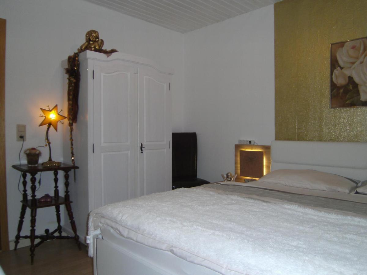 Ferienwohnung Rosentraum Oberotterbach Luaran gambar